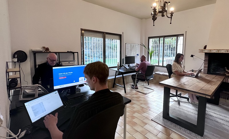 Whello, online marketingbureau, workation, Spanje, hybride werken