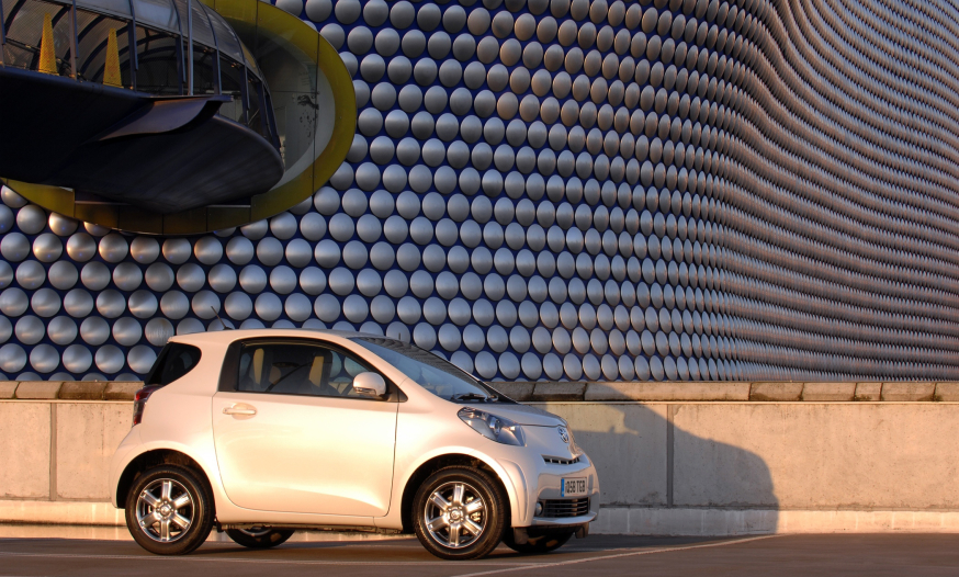 De Toyota iQ Kei-cars Nederland