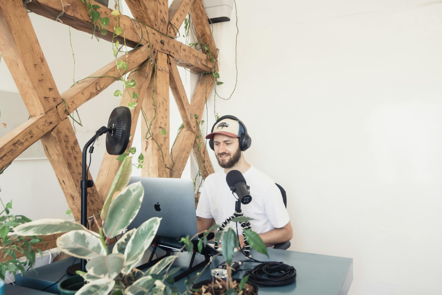 Podcast maken op kantoor? Zo doe je het professioneel