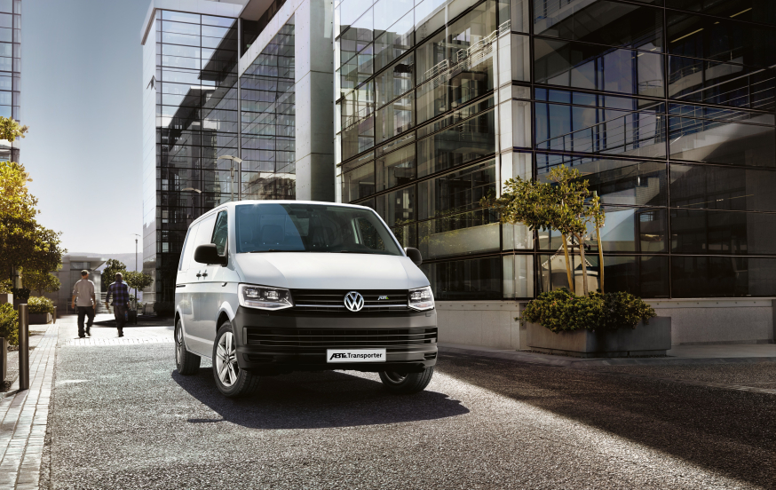 Volkswagen Bedrijfswagens introduceert ABT e-Caddy en e-Transporter Volkswagen Bedrijfswagens introduceert ABT e-Caddy en e-Transporter