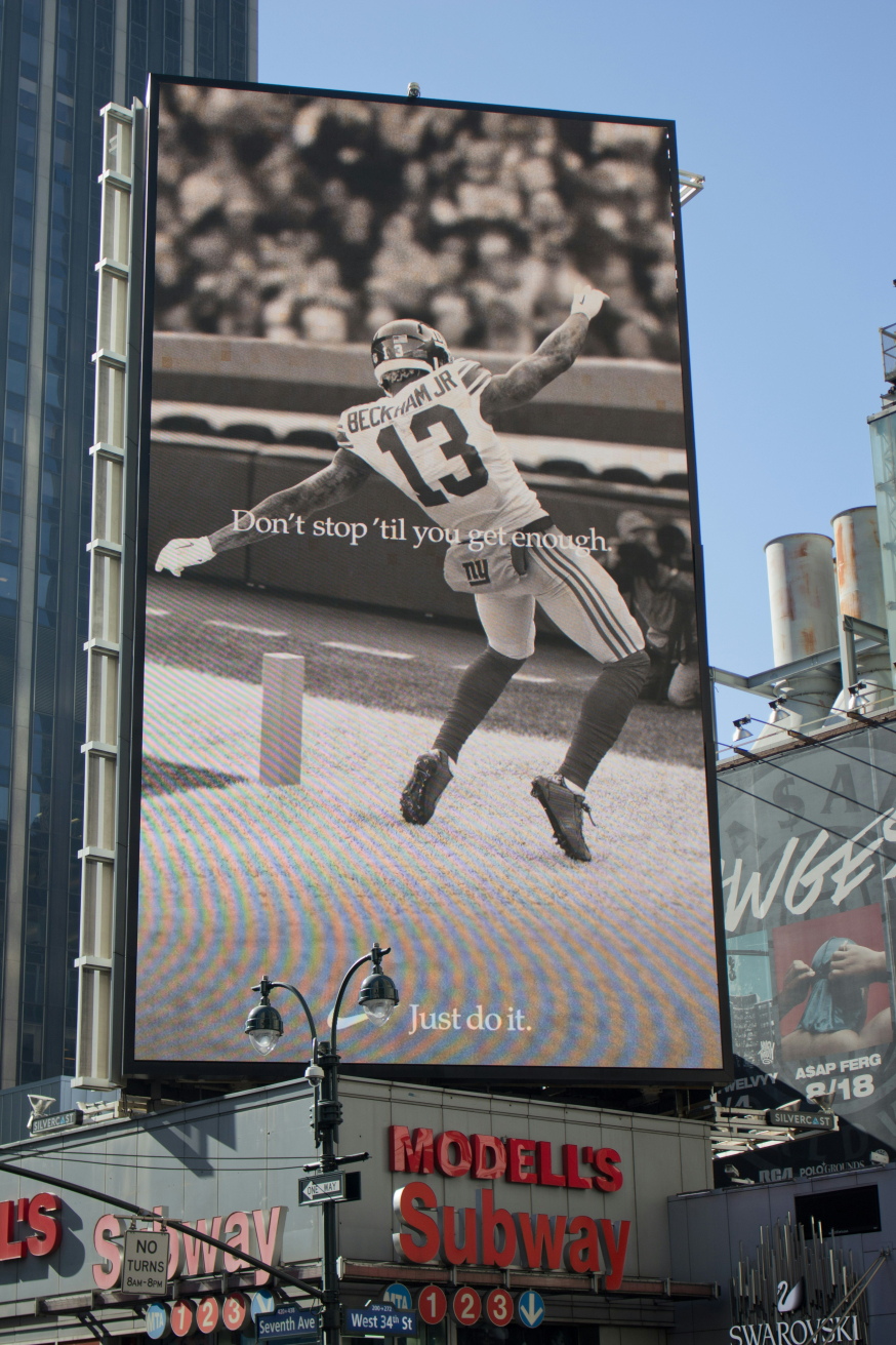 Just Do It wordt nog steeds gebruikt Just Do It op een bilboard