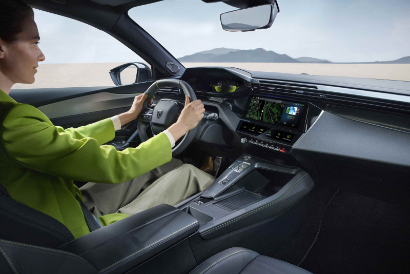 De Peugeot i-Cockpit® bestaat tien jaar: succesverhaal van een gedurfde innovatie