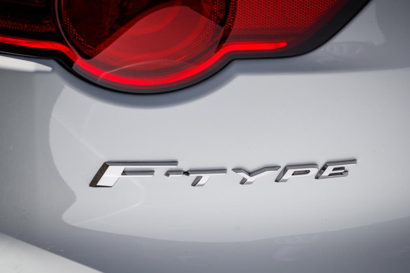 Jaguar komt met F-TYPE Chequered Flag Limited Edition 