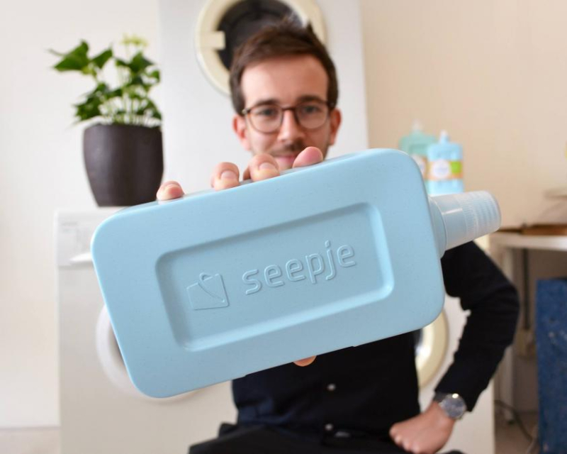 Startup Seepje wint Red Dot Award voor gerecyclede wasmiddelverpakking