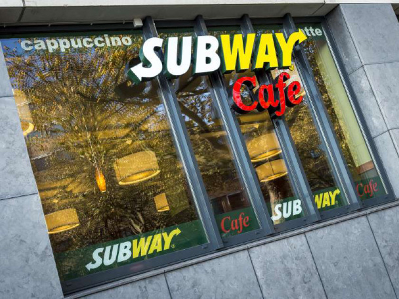 Subway opent eerste 'Subway Café' in Rotterdam