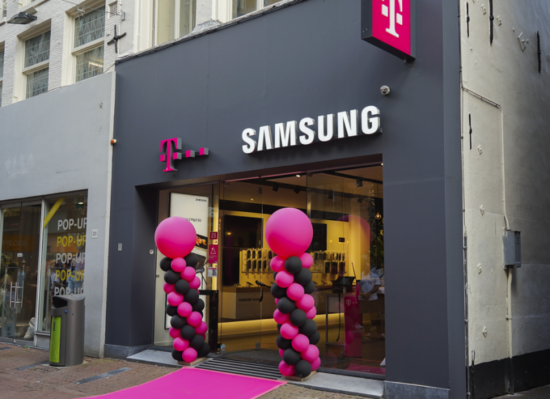 T-Mobile opent in samenwerking met Samsung partnerstore in Amsterdam