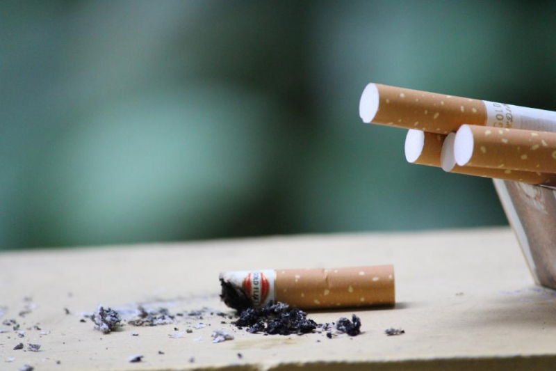 Roken onder werktijd: mag het verboden worden?