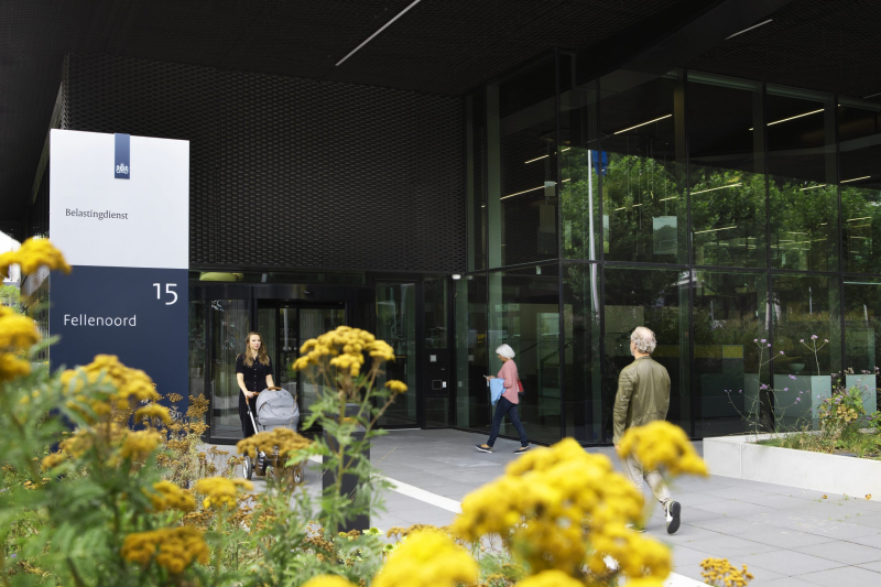 De slogan van de Belastingdienst en beloftes