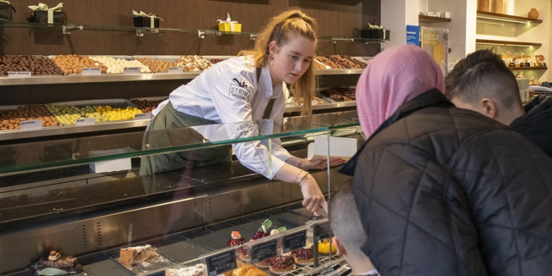 Minder verkopen, maar meer omzet voor detailhandel in derde kwartaal