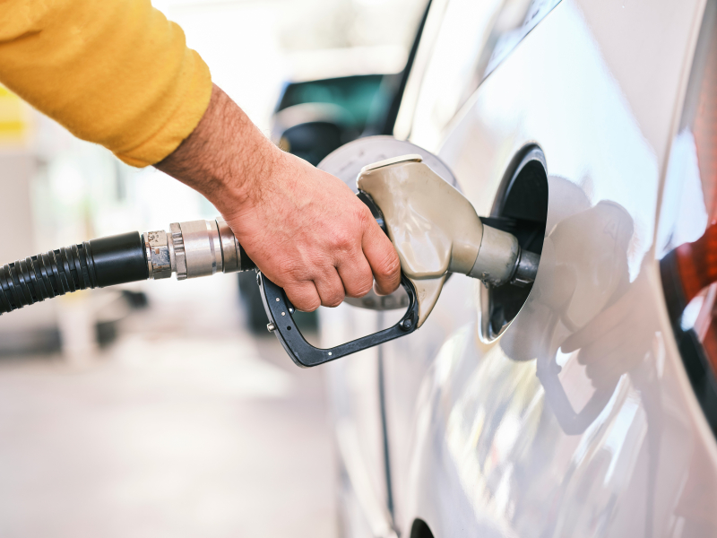 Benzine en diesel duurder na forse stijging olieprijs 