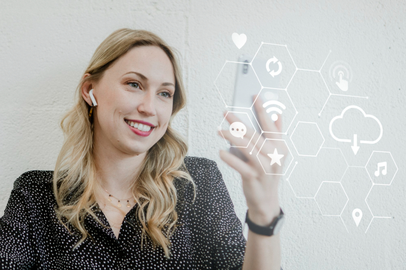 Fortinet breidt FortiCloud uit met diensten voor identiteitsbeheer, veilige communicatie en IT-opslag