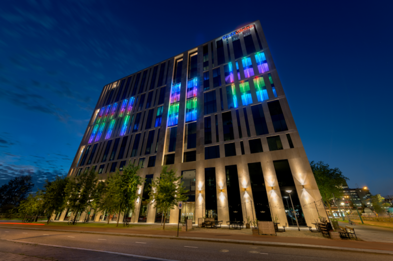  Zuidas kleurt in regenboogkleuren bij start  
