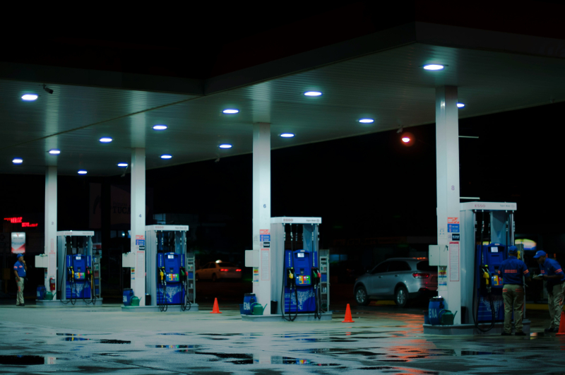 Brandstofprijzen augustus: benzine stijgt licht, diesel daalt en LPG stabiel 