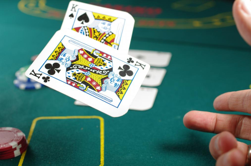 Werken bij een online casino: zo ziet dat eruit in de praktijk 