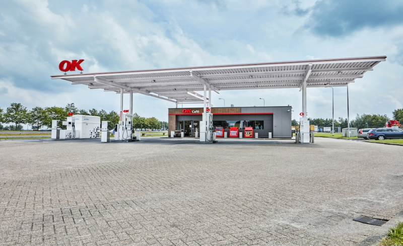 OK-tankstations kiest voor Menuez International