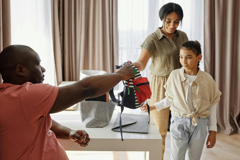Back to School: wie houdt thuis de wacht?