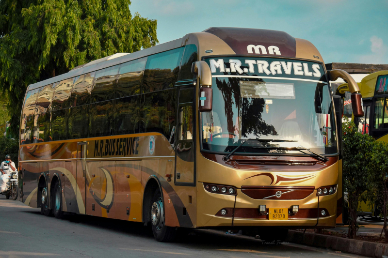 Met het hele bedrijf op pad? Huur een bus!