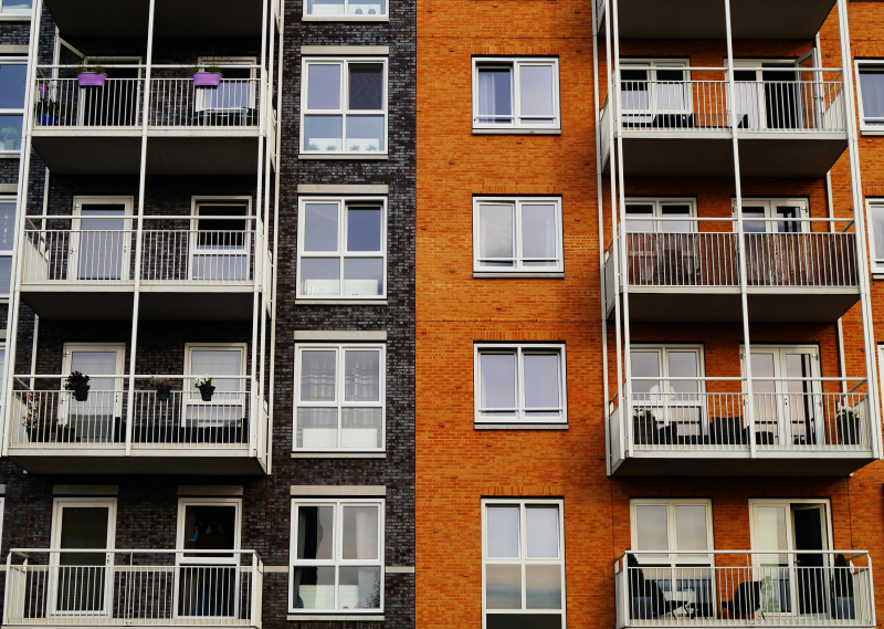 Huurkloof: appartementen in Amsterdam €400 duurder dan woningzoekenden verwachten