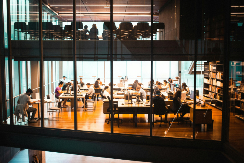 Flexibele kantoorinrichting: waar moet je rekening mee houden?