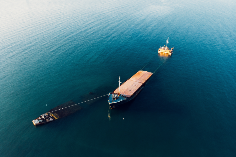 Verliezen in de scheepvaart bereiken historisch dieptepunt ondanks toenemende risico's voor de hele sector