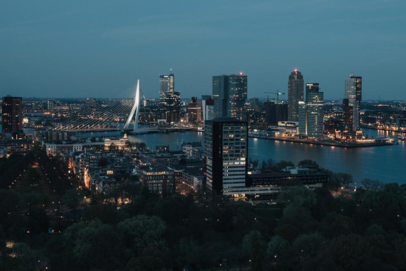 Rotterdam wil meer internationale bedrijven