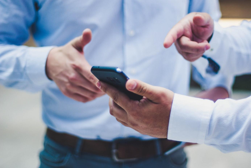 Waarom sim only de beste keuze is voor zakelijke telefoons voor personeel