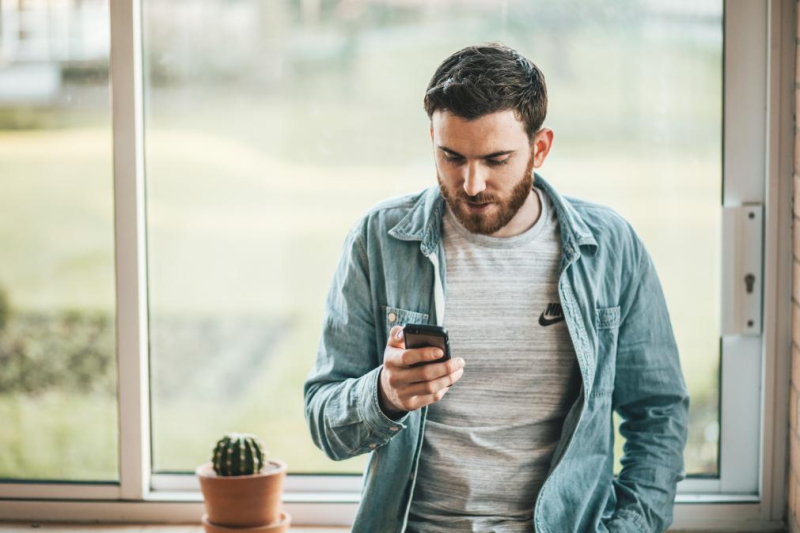 Waar moet je op letten bij je nieuwe zakelijke telefoon?