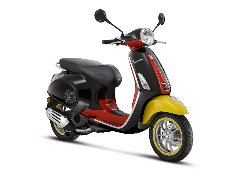Vespa presenteert nieuwe scooter: Disney Mickey Mouse Edition 