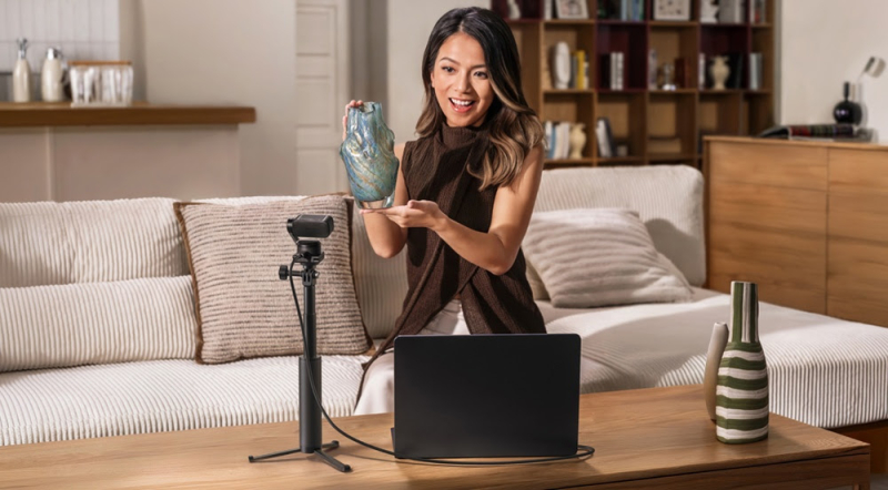 Insta360 Link 2 Pro: Slimme 4K-webcam voor vergaderingen, vlogs en video's