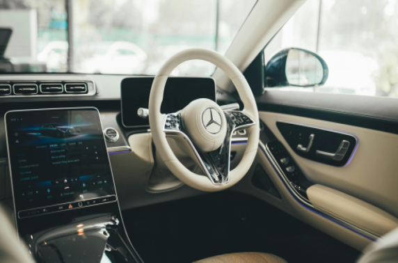 Autofinanciering voor ondernemers: slimme opties die verder gaan dan zakelijke leasing