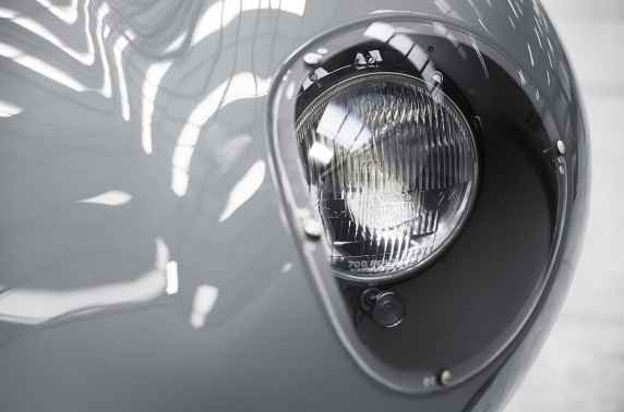 Natte droom op wielen: Jaguar D type terug in productie
