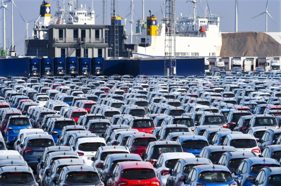 Economie krimpt in tweede kwartaal 2023 met 0,3 procent