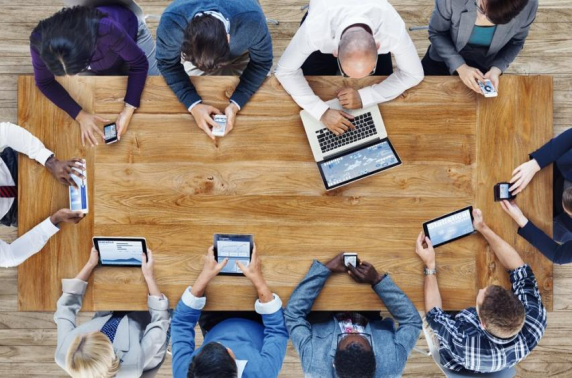 Ondernemer wil af van verstikkend telecomcontract