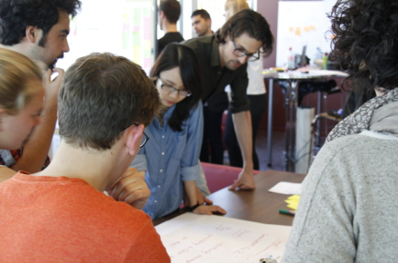 Studenten helpen bedrijven met innovatie tijdens de International Innovation Week