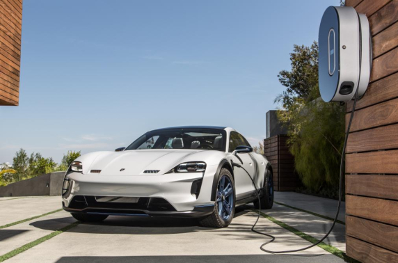 Porsche op elektrisch met Taycan