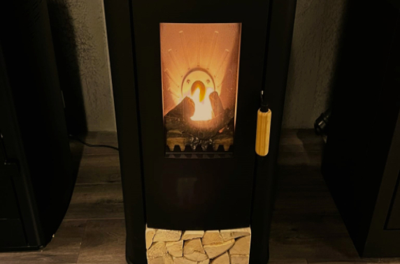 Pelletkachel kopen? De ‘beste ooit’ is slim, geurloos en kan 1 miljoen houtkachels vervangen