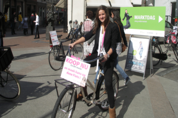 Jonge ondernemers presenteren product op Nederlandse markten