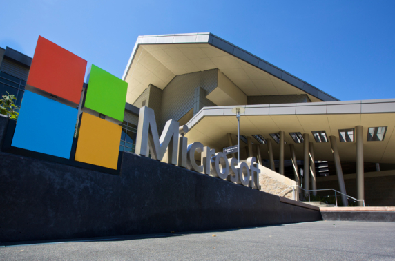 General manager Lotus: Microsoft bluft