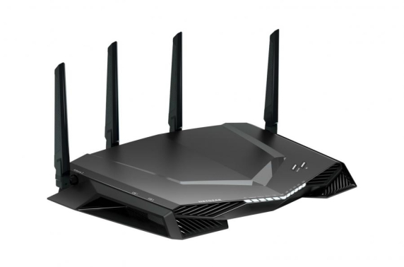 NETGEAR geeft gamen boost met XR500 en GS810EMX