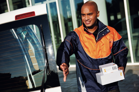 PostNL komt ondernemers tegemoet met verruimde aanlevertijden