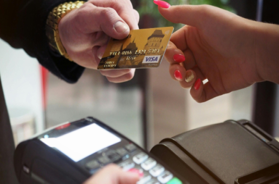    Online Payment Platform breidt aanbod uit en verkrijgt EMI-licentie in het Verenigd Koninkrijk 