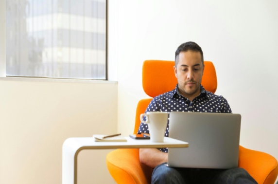 Slimmer outsourcen? Kijk eens naar nearshoring