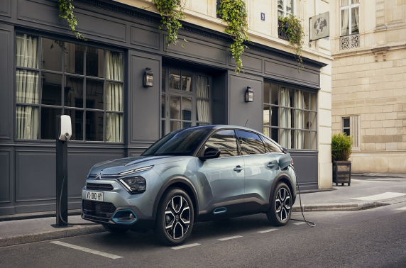 Citroën E-C4: rij groot voor de prijs van klein