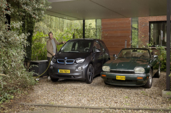 Marktplaats verwacht stroom aan tweedehands elektrische en hybride auto’s in vierde kwartaal – is de consument er klaar voor?