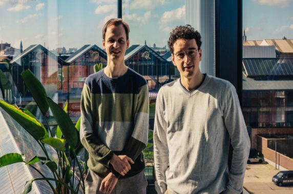 AI-platform Tekst.com haalt 700k euro op bij Entourage voor Europese groei