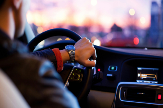 Webfleet Solutions integreert Parkmobile’s AutoStop voor bedrijven