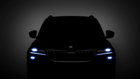 ŠKODA licht tipje van KAROQ-sluier op