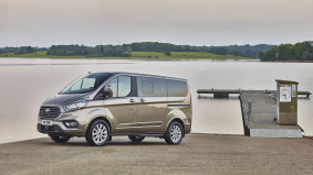 Neem een kijkje in de nieuwe Ford Tourneo Custom 