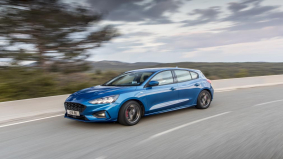 Detectiesysteem Ford Focus verkleint impact van gaten in weg