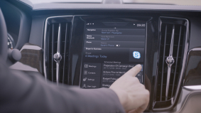 Primeur: Skype for Business in Volvo 90